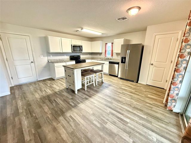 27016 ANTHONY AVENUE, Brooksville, FL 34602