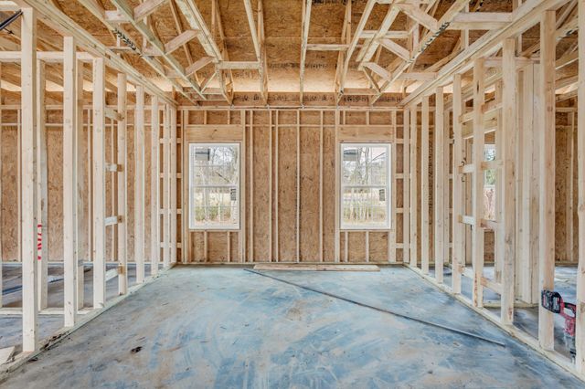 100 Centennial Lane, Columbia, TN 38401