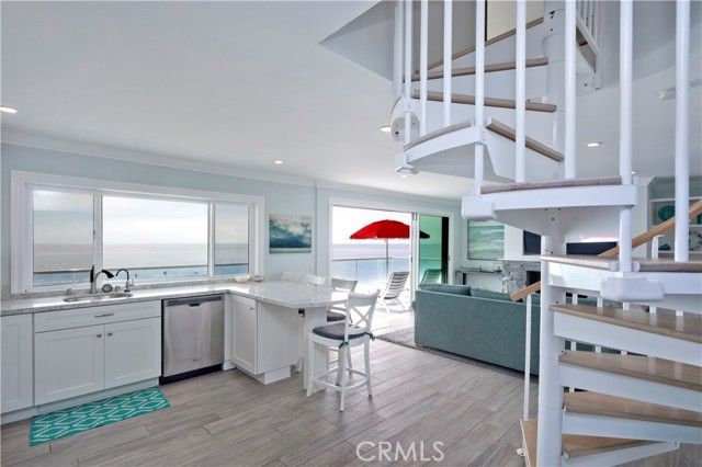 1249 Ocean Front D, Laguna Beach, CA 92651
