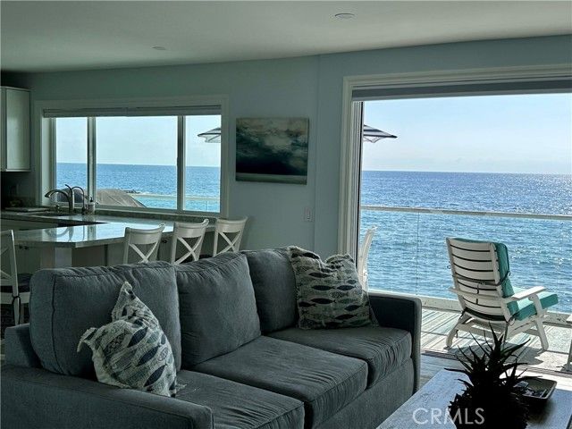 1249 Ocean Front D, Laguna Beach, CA 92651
