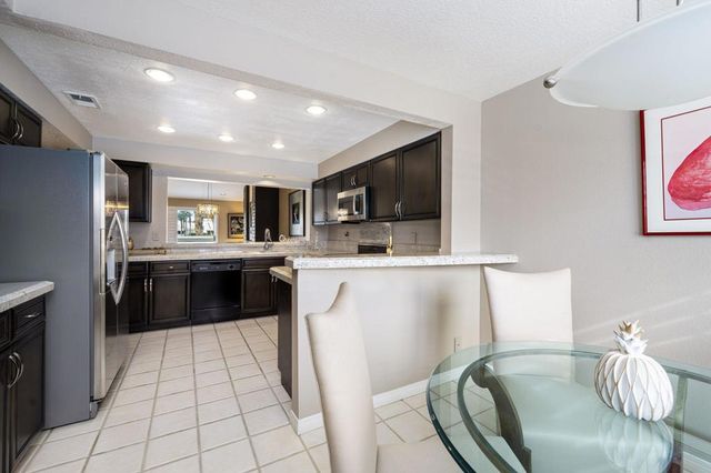 177 Desert Falls Circle, Palm Desert, CA 92211