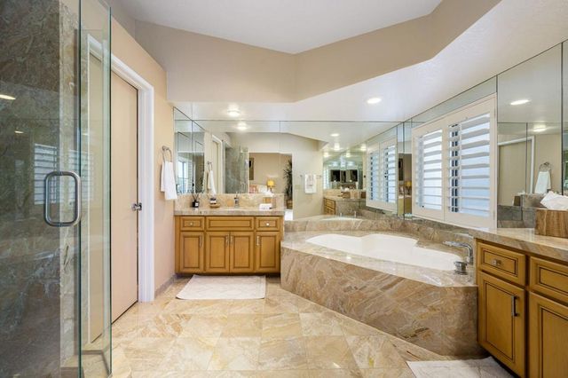 177 Desert Falls Circle, Palm Desert, CA 92211