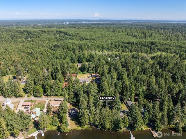 861 E Trails End Drive, Belfair, WA 98528