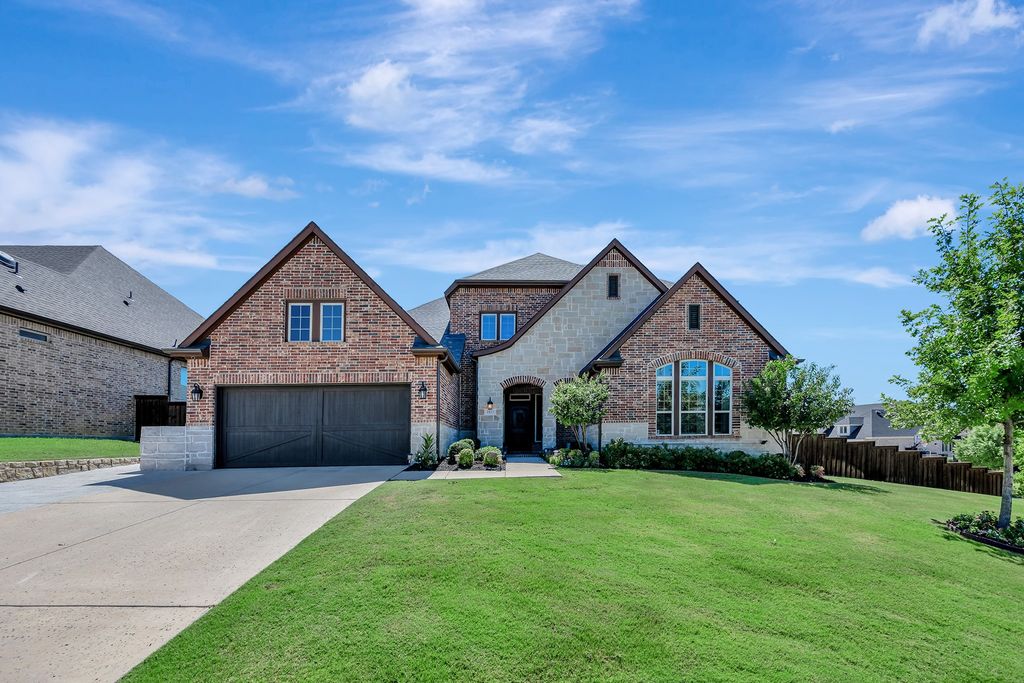 1023 Fairway Ranch Parkway, Roanoke, TX 76262