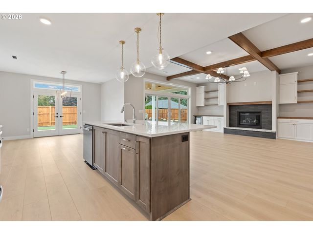 12601 Nw 41ST Ct, Vancouver, WA 98685