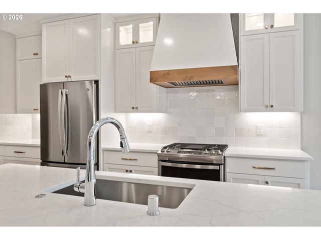 12601 Nw 41ST Ct, Vancouver, WA 98685