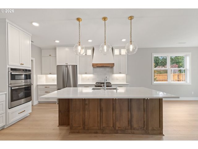 12601 Nw 41ST Ct, Vancouver, WA 98685