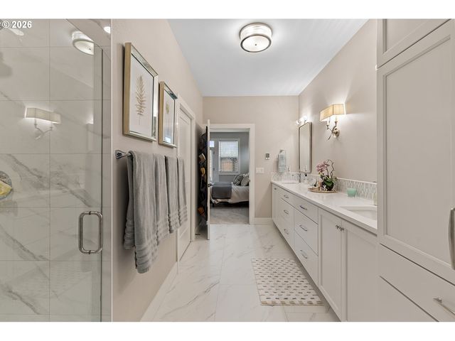 12601 Nw 41ST Ct, Vancouver, WA 98685