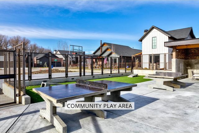 2480 W Iron Coop Street, Eagle, ID 83616