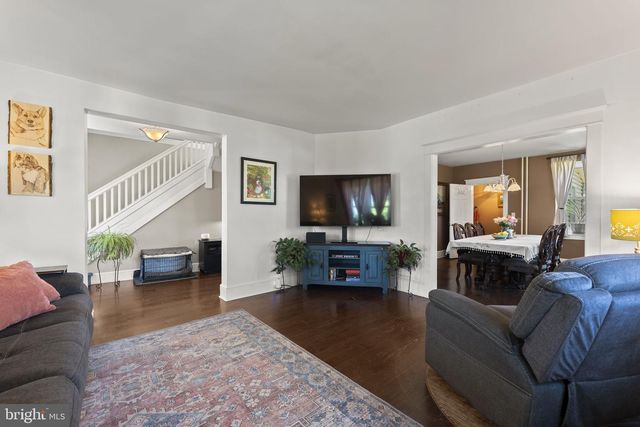1209 N CHARLOTTE ST, Pottstown, PA 19464