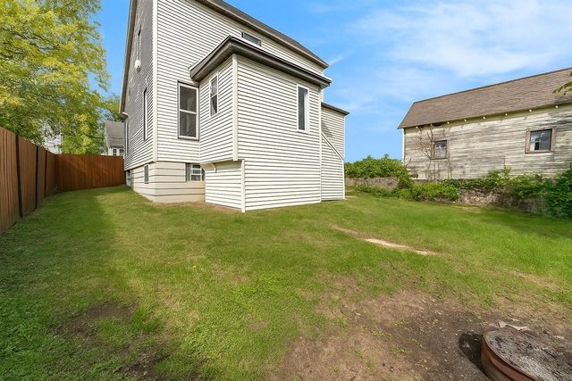 1018 Norwich Avenue, Grand Rapids, MI 49503