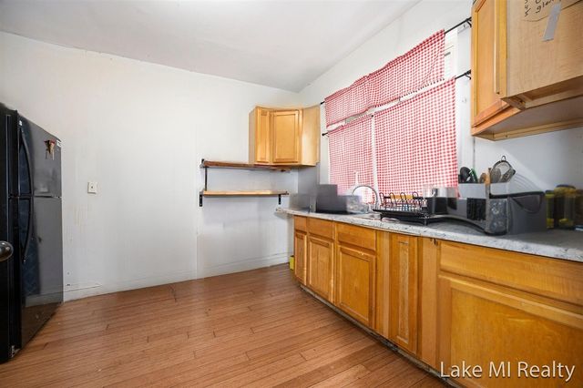 1018 Norwich Avenue, Grand Rapids, MI 49503