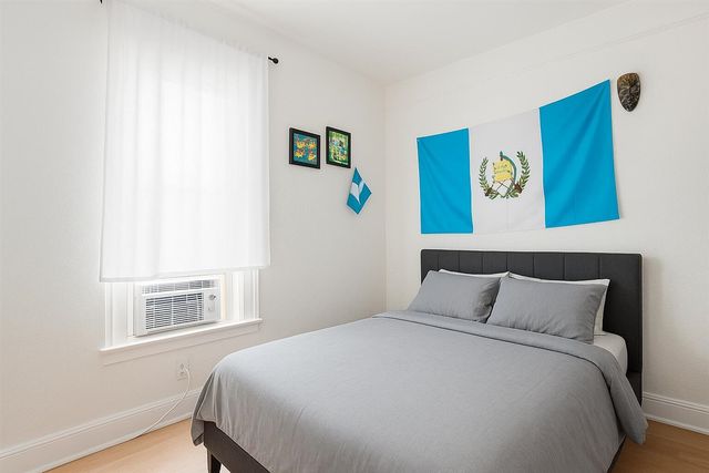 1018 Norwich Avenue, Grand Rapids, MI 49503