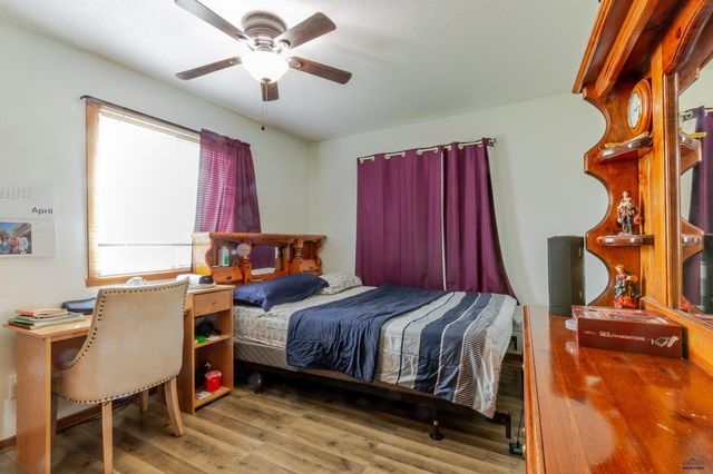 4158 WISCONSIN AVE, Rapid City, SD 57701