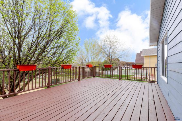 4158 WISCONSIN AVE, Rapid City, SD 57701