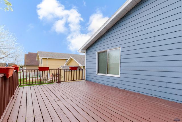 4158 WISCONSIN AVE, Rapid City, SD 57701