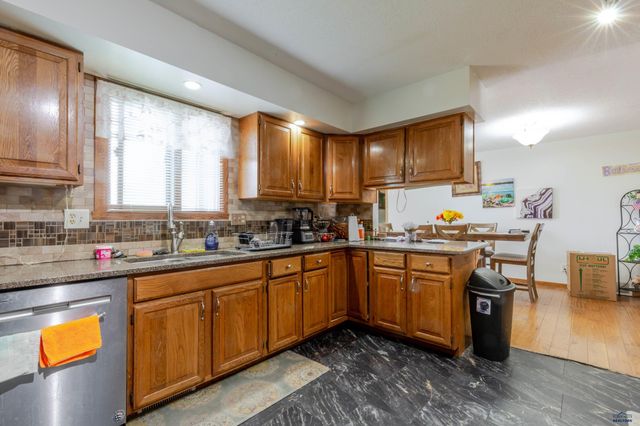 4158 WISCONSIN AVE, Rapid City, SD 57701