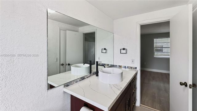 17255 SW 95th Ave 161, Palmetto Bay, FL 33157