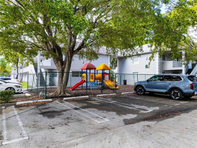 17255 SW 95th Ave 161, Palmetto Bay, FL 33157