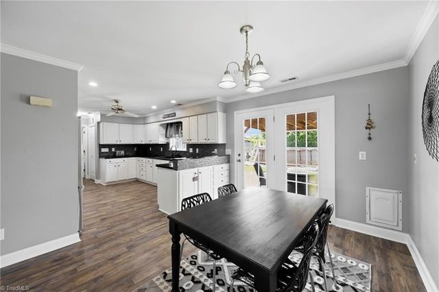 136 Meadowview Road, Mocksville, NC 27028