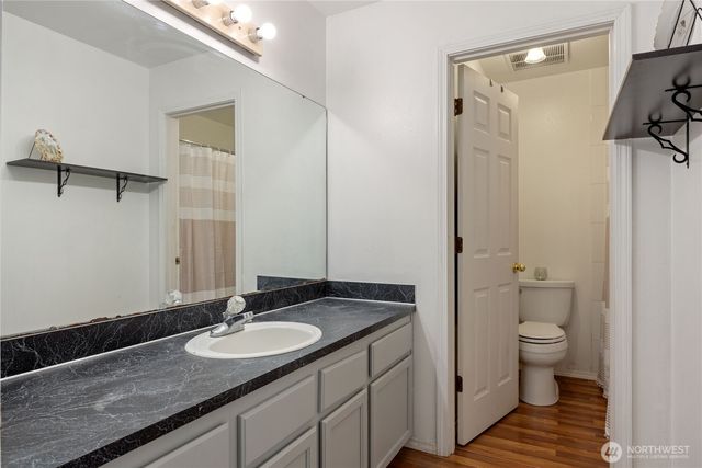 2275 Northlake Way NW, Bremerton, WA 98312