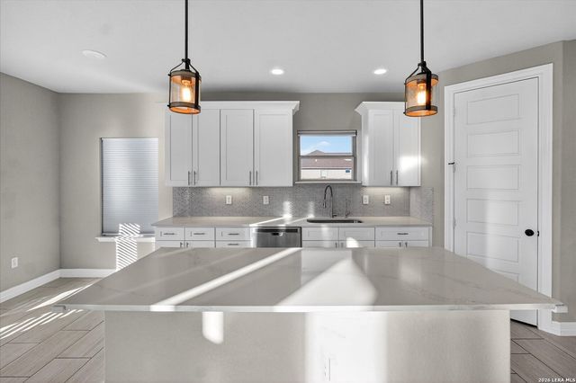 132 Medium Meadow, Lytle, TX 78052