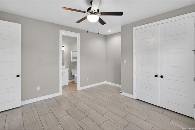 132 Medium Meadow, Lytle, TX 78052