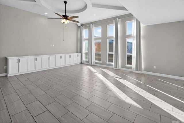 132 Medium Meadow, Lytle, TX 78052