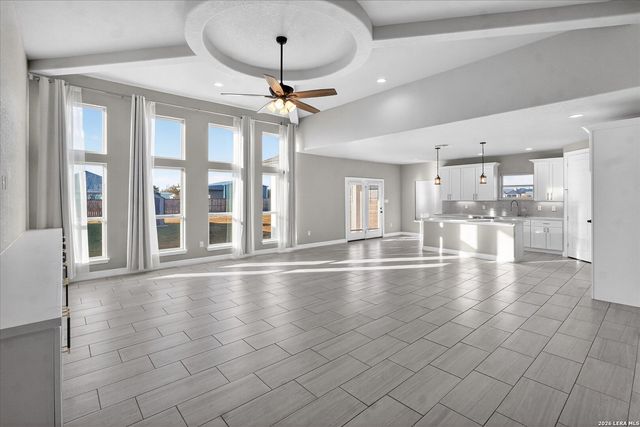 132 Medium Meadow, Lytle, TX 78052