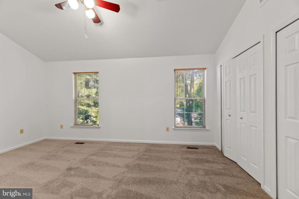 Image 23 of property listing at 700 LIONS GATE LN, Odenton, MD 21113