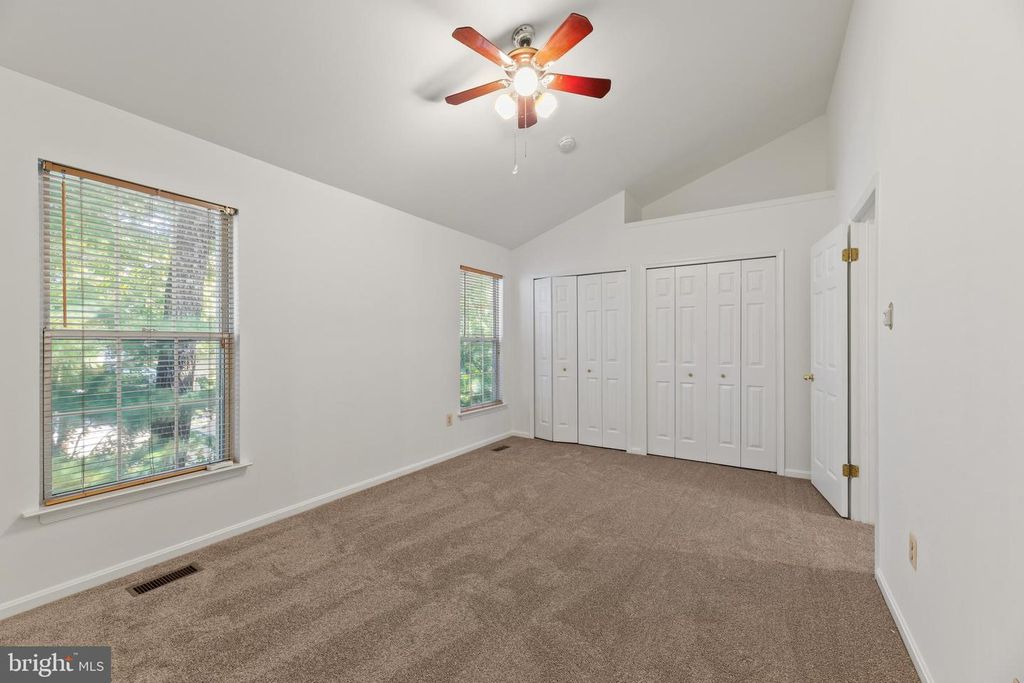 Image 25 of property listing at 700 LIONS GATE LN, Odenton, MD 21113