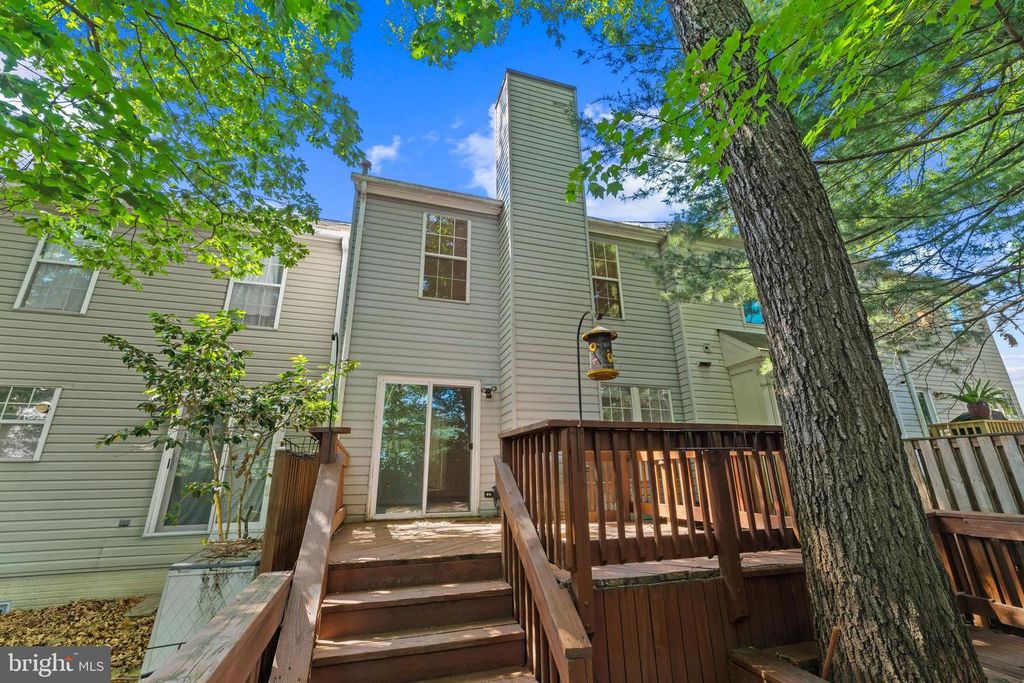 Image 33 of property listing at 700 LIONS GATE LN, Odenton, MD 21113