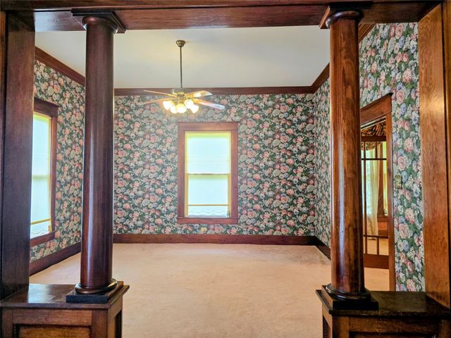 324 E Liberty Street, Pilot Point, TX 76258