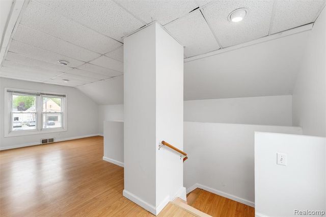 3318 Wakefield Road, Berkley, MI 48072