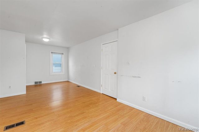 3318 Wakefield Road, Berkley, MI 48072