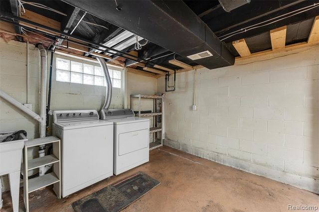 3318 Wakefield Road, Berkley, MI 48072