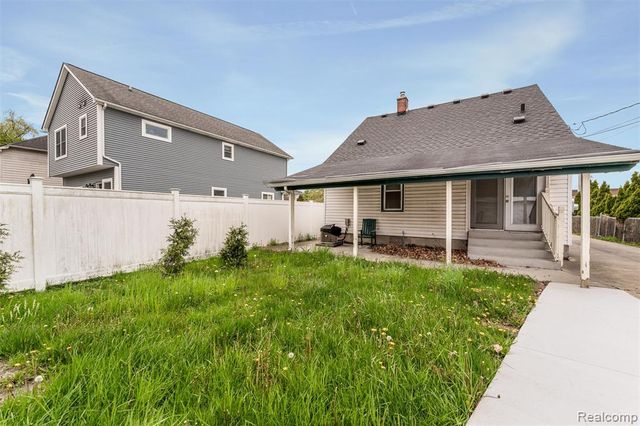 3318 Wakefield Road, Berkley, MI 48072