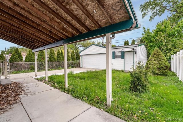 3318 Wakefield Road, Berkley, MI 48072