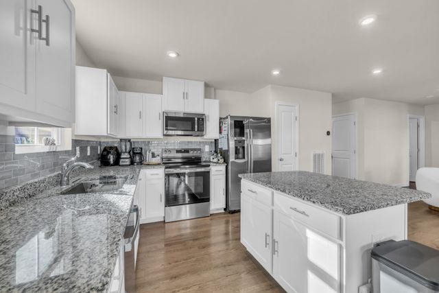 226 Sir Barton Ct, Smyrna, TN 37167