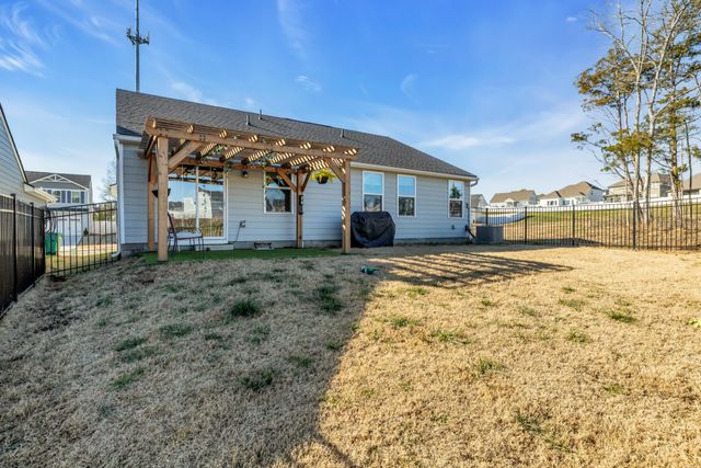 226 Sir Barton Ct, Smyrna, TN 37167