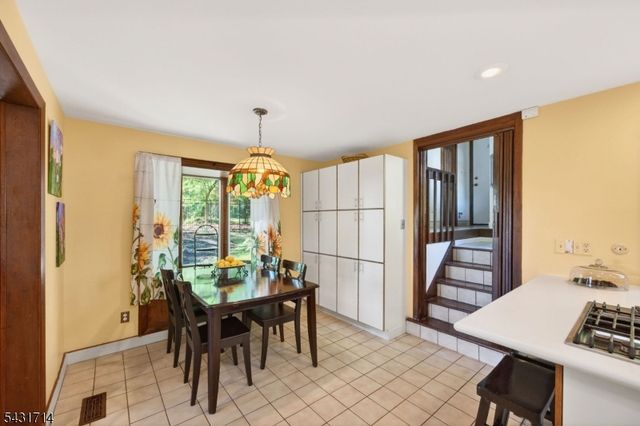 1530 Mountain Top Rd, Bridgewater Twp., NJ 08807