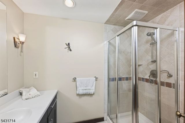1530 Mountain Top Rd, Bridgewater Twp., NJ 08807