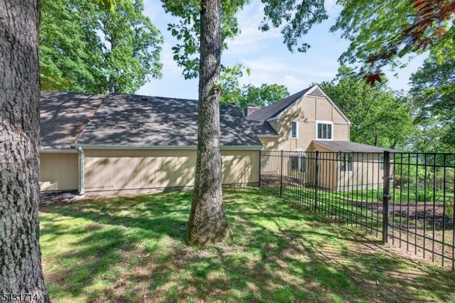 1530 Mountain Top Rd, Bridgewater Twp., NJ 08807