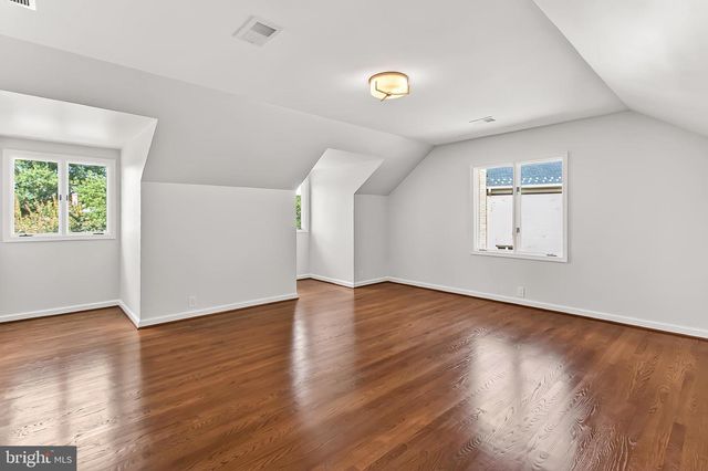 6294 DUNAWAY CT, Mclean, VA 22101