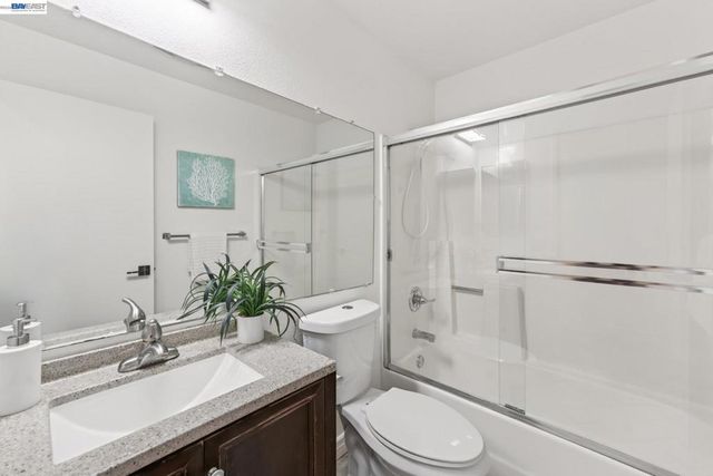 237 Galano Plaza, Union City, CA 94587