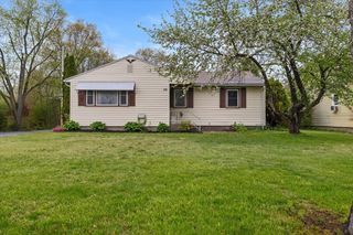 44 Lower Westfield Rd, Holyoke, MA 01040