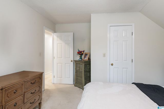 2801 WESTWYCK CIRCLE, Vestavia Hills, AL 35243