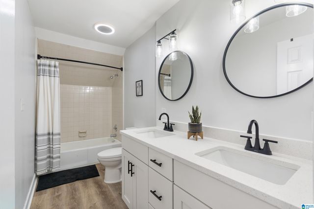 2801 WESTWYCK CIRCLE, Vestavia Hills, AL 35243