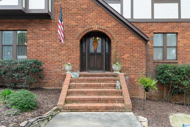 2801 WESTWYCK CIRCLE, Vestavia Hills, AL 35243