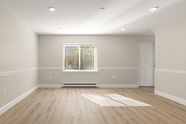 100 Place Ln 169, Woburn, MA 01801